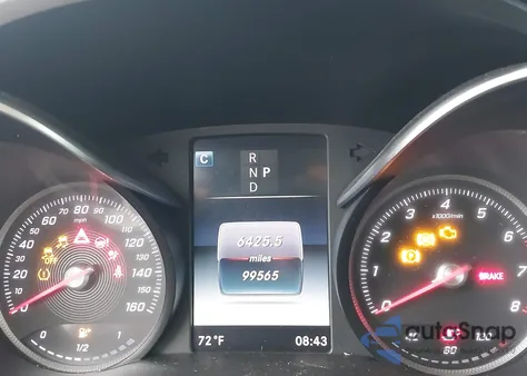 2017 Mercedes-Benz Glc 300 4Matic z USA, uszkodzony, nr VIN WDC0G4KB4HF140217